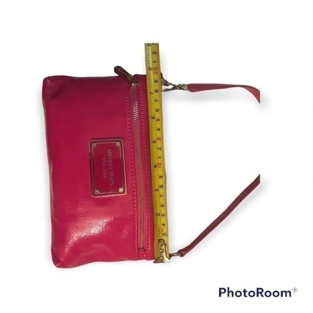 Michael kors pink fushia patent leather mini bag wristlet